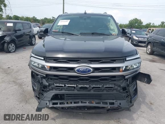 ✅ 2023 Ford Expedition Max XLT • VIN: 1FMJK1J81PEA03636 • Lot: 42214363. Listed on IAAI with 77,017 mi. Free auction sales archive from the USA and detailed vehicle history report at DreamBid. Image 6.