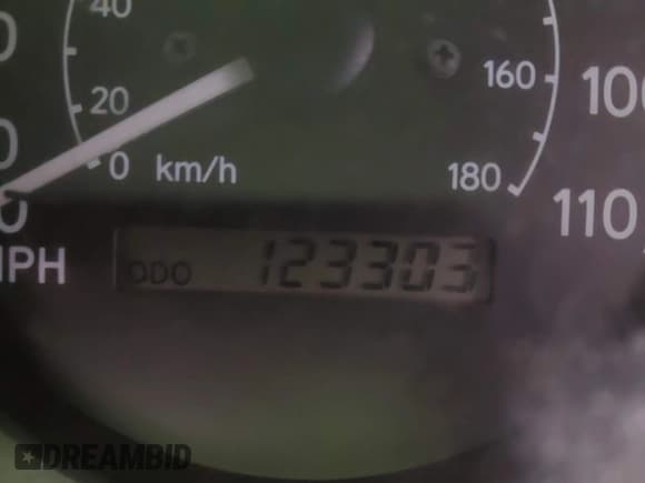 ✅ 2000 Chevrolet Prizm • VIN: 1Y1SK5281YZ435776 • Lot: 43143014. Listed on IAAI with 123,303 mi. Free auction sales archive from the USA and detailed vehicle history report at DreamBid. Image 7.