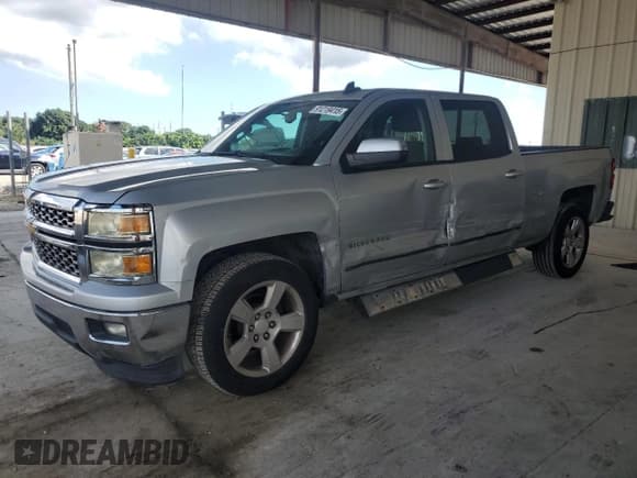 ✅ 2015 Chevrolet Silverado 1500 LT • VIN: 3GCPCREC6FG213388 • Лот: 91219415. Опубликован ранее на Copart с пробегом 235 690 миль. Бесплатный доступ к архиву аукционных продаж из США и подробный отчёт об истории автомобиля на DreamBid. Изображение 1.