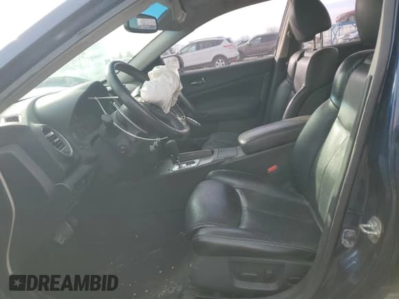 ✅ 2013 Nissan Maxima S • VIN: 1N4AA5AP2DC827454 • Lot: 47682165. Listed on Copart with 228,242 mi. Free auction sales archive from the USA and detailed vehicle history report at DreamBid. Image 7.