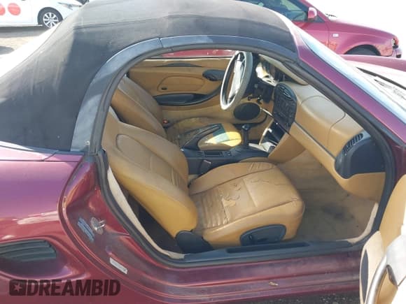 ✅ 1998 Porsche Boxster • VIN: WP0CA298XWU624680 • Лот: 41643356. Опубликован ранее на IAAI с пробегом 133 918 миль. Бесплатный доступ к архиву аукционных продаж из США и подробный отчёт об истории автомобиля на DreamBid. Изображение 5.