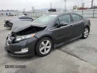 ✅ 2015 Chevrolet Volt • VIN: 1G1RC6E46FU135796 • Lot: 70375913. Wystawiony na Copart z przebiegiem 118 121 mil. Bezpłatny archiwum sprzedaży aukcyjnych z USA i szczegółowy raport historii pojazdu na DreamBid. Zdjęcie 1.