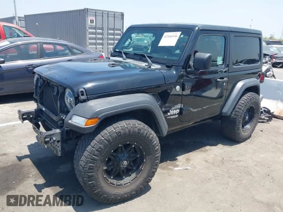 ✅ 2020 Jeep Wrangler Sport S • VIN: 1C4GJXAN4LW137992 • Lot: 42540530. Listed on IAAI with 60,517 mi. Free auction sales archive from the USA and detailed vehicle history report at DreamBid. Image 2.