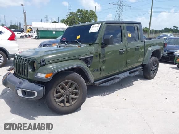 ✅ 2021 Jeep Gladiator Sport S • VIN: 1C6JJTAG0ML611379 • Lot: 42836842. Listed on IAAI with 52,894 mi. Free auction sales archive from the USA and detailed vehicle history report at DreamBid. Image 17.