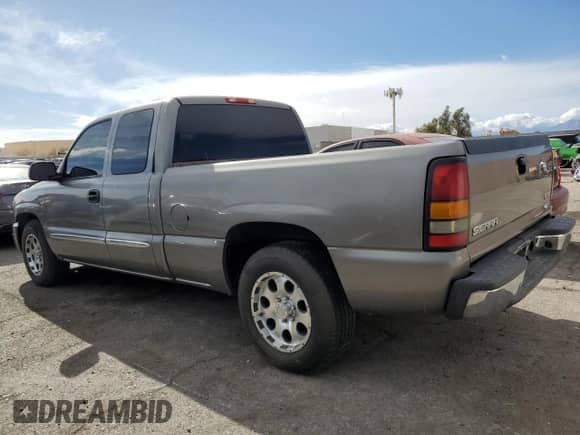 2007 GMC Sierra 1500 SLE1 with VIN 1GTEC19V67Z131165, listed as a Copart auction lot 44442835 with 180,172 mi miles and Clean title. Bid and sale history available at DreamBid. Image 2.