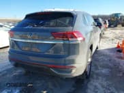 ✅ 2021 Volkswagen Atlas SE • VIN: 1V2KC2CA3MC223779 • Lot: 41359090. Listed on IAAI with 45,426 mi. Free auction sales archive from the USA and detailed vehicle history report at DreamBid. Image 4.