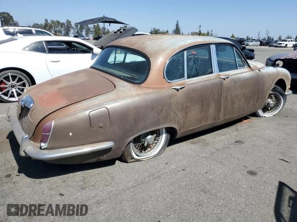✅ 1965 Jaguar S-Type • VIN: P1B75127BW • Lot: 62854655. Listed on Copart with Not provided. Free auction sales archive from the USA and detailed vehicle history report at DreamBid. Image 3.