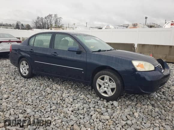 2006 Chevrolet Malibu 0LT z VIN 1G1ZT51F26F128690, wystawiony jako Copart lot #80957024 z przebiegiem 201 556 mil mil oraz Szkoda całkowita • Salvage title. Historia ofert i sprzedaży dostępna na DreamBid. Obrazek 4.