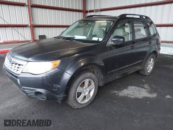 2013 Subaru Forester X с VIN JF2SHABC1DH400091, выставлен на аукционе IAAI как лот 43585501 с пробегом 210 431 миль миль и . История ставок и продаж доступна на DreamBid. Изображение 2.