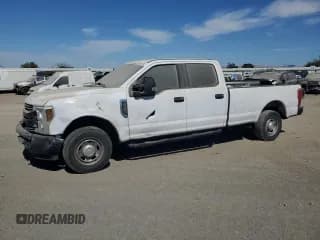 ✅ 2019 Ford F-250 XL • VIN: 1FT7W2A6XKEG76232 • Lot: 60984495. Listed on Copart with 120,514 mi. Free auction sales archive from the USA and detailed vehicle history report at DreamBid. Image 1.