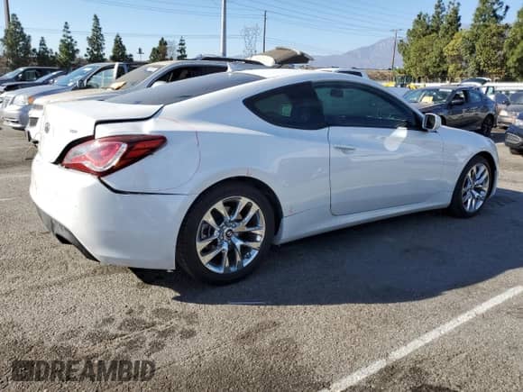 2013 Hyundai Genesis Coupe R-Spec с VIN KMHHT6KD7DU108039, выставлен на аукционе Copart как лот 89102755 с пробегом 53 403 миль миль и Списание • Salvage title. История ставок и продаж доступна на DreamBid. Изображение 3.