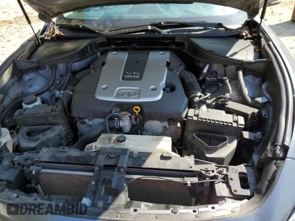 ✅ 2018 Infiniti Q70 Luxe • VIN: JN1BY1PR7JM370547 • Lot: 82027515. Listed on Copart with 102,774 mi. Free auction sales archive from the USA and detailed vehicle history report at DreamBid. Image 11.