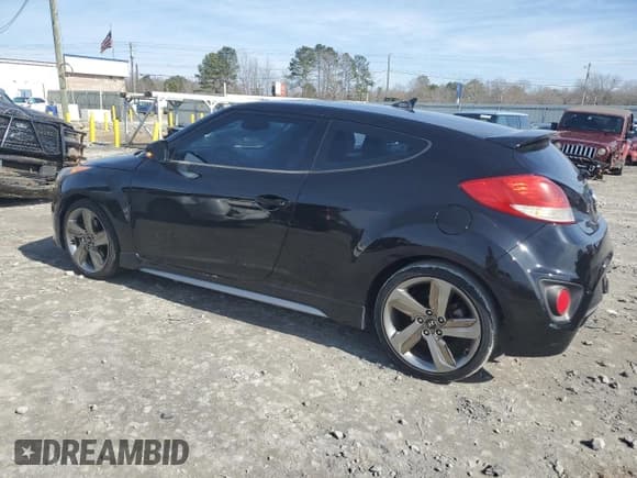 ✅ 2013 Hyundai Veloster Turbo • VIN: KMHTC6AE8DU102612 • Lot: 43311705. Wystawiony na Copart z przebiegiem 95 832 mil. Bezpłatny archiwum sprzedaży aukcyjnych z USA i szczegółowy raport historii pojazdu na DreamBid. Zdjęcie 2.