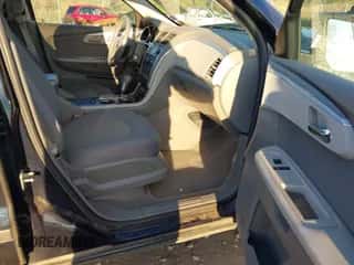 2012 Chevrolet Traverse LS с VIN 1GNKRFED3CJ163454, выставлен на аукционе IAAI как лот 43430090 с пробегом 123 283 миль миль и . История ставок и продаж доступна на DreamBid. Изображение 5.