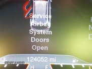 ✅ 2018 Jeep Cherokee Limited • VIN: 1C4PJMDB3JD608636 • Лот: 43223797. Опубликован ранее на IAAI с пробегом 124 052 миль. Бесплатный доступ к архиву аукционных продаж из США и подробный отчёт об истории автомобиля на DreamBid. Изображение 15.