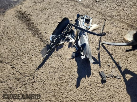 ✅ 2016 Volvo V60 T5 • VIN: YV4612HK0G1014183 • Лот: 91022835. Опубликован ранее на Copart с пробегом Не указан. Бесплатный доступ к архиву аукционных продаж из США и подробный отчёт об истории автомобиля на DreamBid. Изображение 12.