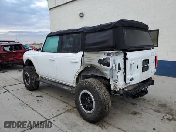 ✅ 2022 Ford Bronco • VIN: 1FMDE5DHXNLB48674 • Lot: 93339155. Listed on Copart with 41,933 mi. Free auction sales archive from the USA and detailed vehicle history report at DreamBid. Image 2.
