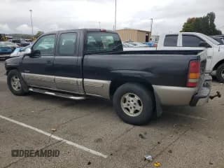 ✅ 2001 Chevrolet Silverado 1500 LS • VIN: 2GCEC19VX11249672 • Лот: 76056364. Опубликован ранее на Copart с пробегом 402 193 миль. Бесплатный доступ к архиву аукционных продаж из США и подробный отчёт об истории автомобиля на DreamBid. Изображение 2.