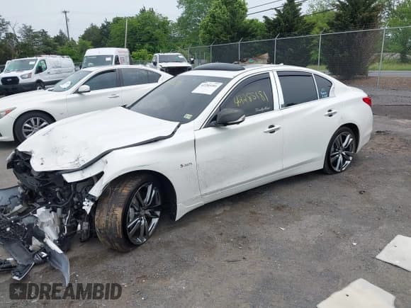 ✅ 2016 Infiniti Q50 Red Sport 400 • VIN: JN1FV7AR1GM450151 • Lot: 42285181. Listed on IAAI with 169,914 mi. Free auction sales archive from the USA and detailed vehicle history report at DreamBid. Image 18.