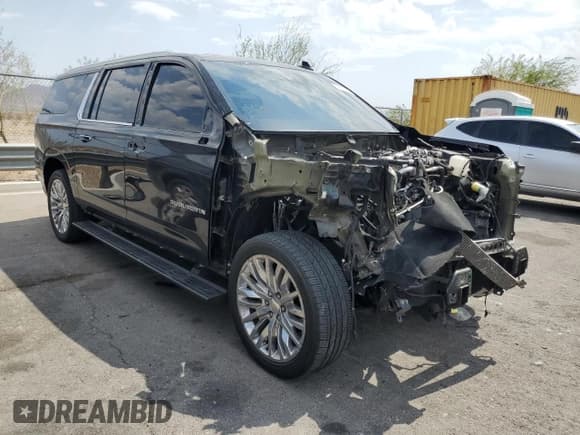 ✅ 2023 Chevrolet Suburban High Country • VIN: 1GNSKGKT5PR308538 • Lot: 64650155. Wystawiony na Copart z przebiegiem 78 506 mil. Bezpłatny archiwum sprzedaży aukcyjnych z USA i szczegółowy raport historii pojazdu na DreamBid. Zdjęcie 4.