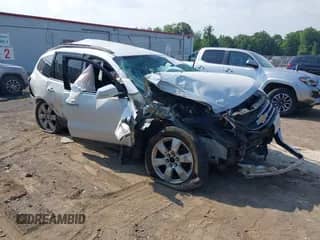 2017 Chevrolet Traverse LT с VIN 1GNKVGKD0HJ118095, выставлен на аукционе IAAI как лот 42728825 с пробегом 125 672 миль миль и . История ставок и продаж доступна на DreamBid. Изображение 1.