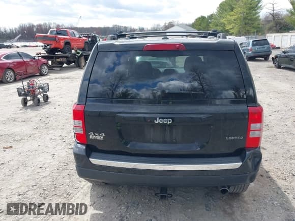 ✅ 2014 Jeep Patriot Limited • VIN: 1C4NJRCB2ED686692 • Lot: 41922510. Listed on IAAI with 137,039 mi. Free auction sales archive from the USA and detailed vehicle history report at DreamBid. Image 16.