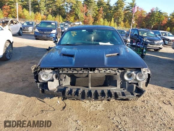 2020 Dodge Challenger SXT с VIN 2C3CDZGG0LH146718, выставлен на аукционе IAAI как лот 40532636 с пробегом 69 437 миль миль и . История ставок и продаж доступна на DreamBid. Изображение 13.