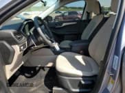 ✅ 2022 Ford Escape SE Hybrid • VIN: 1FMCU9BZ3NUA41087 • Lot: 71148495. Wystawiony na Copart z przebiegiem 49 197 mil. Bezpłatny archiwum sprzedaży aukcyjnych z USA i szczegółowy raport historii pojazdu na DreamBid. Zdjęcie 7.