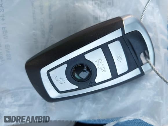 ✅ 2014 BMW 5 Series 535i • VIN: WBA5B1C59ED484177 • Lot: 43442810. Listed on IAAI with 251,950 mi. Free auction sales archive from the USA and detailed vehicle history report at DreamBid. Image 11.