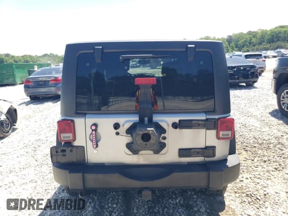 ✅ 2016 Jeep Wrangler Unlimited Sport • VIN: 1C4HJWDGXGL219048 • Lot: 55418275. Listed on Copart with 151,211 mi. Free auction sales archive from the USA and detailed vehicle history report at DreamBid. Image 6.
