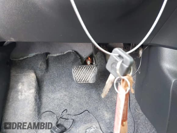 ✅ 2015 Nissan Versa S • VIN: 3N1CN7AP3FL920206 • Лот: 42998616. Опубликован ранее на IAAI с пробегом 133 768 миль. Бесплатный доступ к архиву аукционных продаж из США и подробный отчёт об истории автомобиля на DreamBid. Изображение 11.