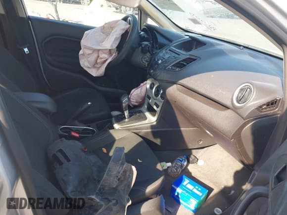 ✅ 2017 Ford Fiesta SE • VIN: 3FADP4BJ1HM158534 • Lot: 43792497. Listed on IAAI with Not provided. Free auction sales archive from the USA and detailed vehicle history report at DreamBid. Image 5.