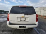 ✅ 2013 Chevrolet Suburban LT • VIN: 1GNSCJE06DR203594 • Lot: 63114724. Wystawiony na Copart z przebiegiem 263 456 mil. Bezpłatny archiwum sprzedaży aukcyjnych z USA i szczegółowy raport historii pojazdu na DreamBid. Zdjęcie 6.