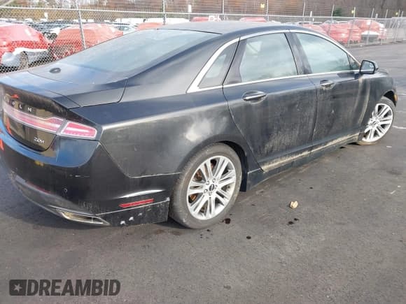 ✅ 2013 Lincoln MKZ Hybrid • VIN: 3LN6L2LUXDR800723 • Lot: 43754240. Wystawiony na IAAI z przebiegiem 149 802 mil. Bezpłatny archiwum sprzedaży aukcyjnych z USA i szczegółowy raport historii pojazdu na DreamBid. Zdjęcie 4.