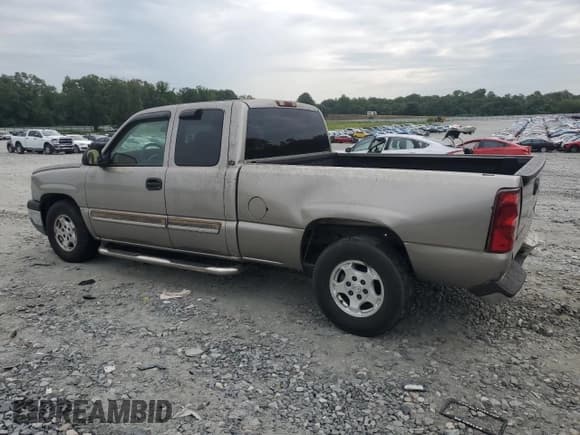 ✅ 2003 Chevrolet Silverado 1500 LS • VIN: 2GCEC19T531144085 • Лот: 71037364. Опубликован ранее на Copart с пробегом 157 032 миль. Бесплатный доступ к архиву аукционных продаж из США и подробный отчёт об истории автомобиля на DreamBid. Изображение 2.