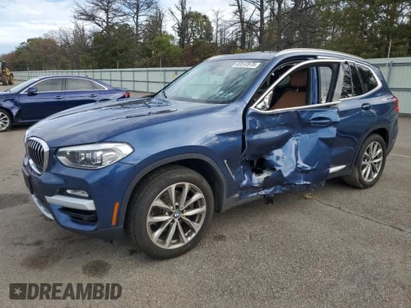 ✅ 2019 BMW X3 xDrive30i • VIN: 5UXTR9C50KLE17121 • Лот: 82512875. Опубликован ранее на Copart с пробегом 113 586 миль. Бесплатный доступ к архиву аукционных продаж из США и подробный отчёт об истории автомобиля на DreamBid. Изображение 1.