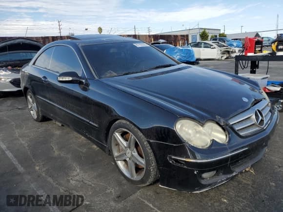 ✅ 2009 Mercedes-Benz CLK 350 • VIN: WDBTJ56H49F265095 • Lot: 81782025. Listed on Copart with 149,465 mi. Free auction sales archive from the USA and detailed vehicle history report at DreamBid. Image 4.