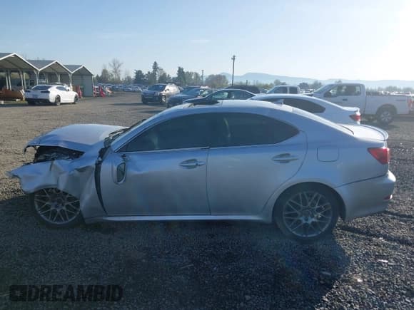 ✅ 2012 Lexus IS 350 • VIN: JTHCE5C2XC5002398 • Lot: 41924366. Wystawiony na IAAI z przebiegiem 163 058 mil. Bezpłatny archiwum sprzedaży aukcyjnych z USA i szczegółowy raport historii pojazdu na DreamBid. Zdjęcie 14.