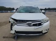 ✅ 2011 Toyota Highlander Limited • VIN: 5TDYK3EH8BS048701 • Lot: 82502425. Listed on Copart with 175,932 mi. Free auction sales archive from the USA and detailed vehicle history report at DreamBid. Image 5.