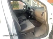 ✅ 2015 Nissan Xterra Pro-4X • VIN: 5N1AN0NWXFN660640 • Lot: 93954375. Wystawiony na Copart z przebiegiem 103 561 mil. Bezpłatny archiwum sprzedaży aukcyjnych z USA i szczegółowy raport historii pojazdu na DreamBid. Zdjęcie 5.