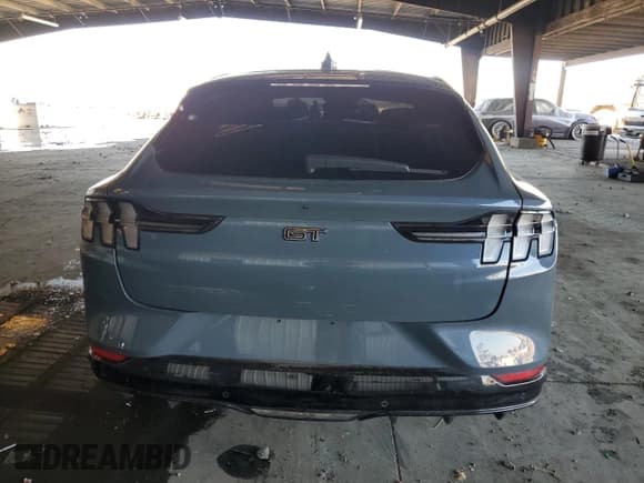 ✅ 2023 Ford Mustang Mach-E GT • VIN: 3FMTK4SEXPMA38605 • Lot: 86195875. Wystawiony na Copart z przebiegiem 36 074 mil. Bezpłatny archiwum sprzedaży aukcyjnych z USA i szczegółowy raport historii pojazdu na DreamBid. Zdjęcie 6.