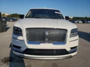 ✅ 2021 Lincoln Navigator Reserve • VIN: 5LMJJ3LTXMEL17469 • Lot: 61972145. Wystawiony na Copart z przebiegiem 48 265 mil. Bezpłatny archiwum sprzedaży aukcyjnych z USA i szczegółowy raport historii pojazdu na DreamBid. Zdjęcie 5.