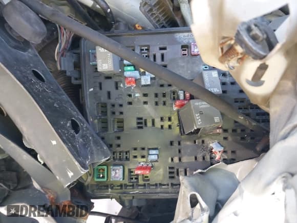 ✅ 2016 Chevrolet Silverado 2500HD Work Truck • VIN: 1GC0KUEG4GZ213241 • Лот: 43327743. Опубликован ранее на IAAI с пробегом Не указан. Бесплатный доступ к архиву аукционных продаж из США и подробный отчёт об истории автомобиля на DreamBid. Изображение 18.