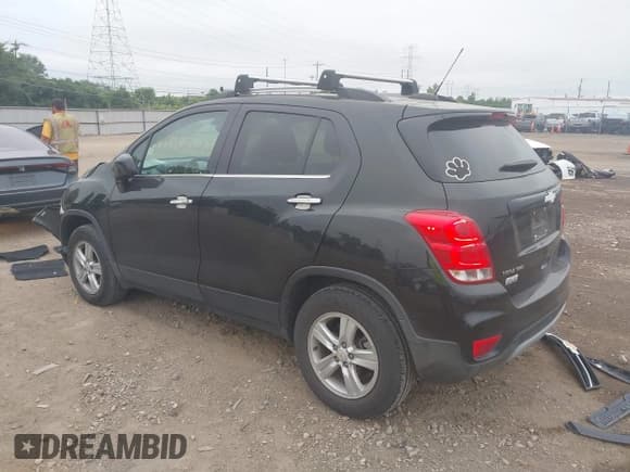 ✅ 2020 Chevrolet Trax LT • VIN: KL7CJPSB7LB052734 • Lot: 43032522. Wystawiony na IAAI z przebiegiem 51 796 mil. Bezpłatny archiwum sprzedaży aukcyjnych z USA i szczegółowy raport historii pojazdu na DreamBid. Zdjęcie 3.