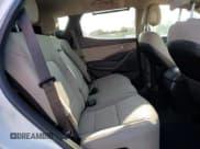 ✅ 2018 Hyundai Santa Fe 2.4L • VIN: 5XYZU3LB8JG567272 • Лот: 65879393. Опубликован ранее на Copart с пробегом 56 956 миль. Бесплатный доступ к архиву аукционных продаж из США и подробный отчёт об истории автомобиля на DreamBid. Изображение 11.