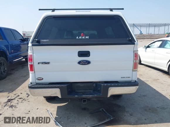 ✅ 2014 Ford F-150 XL • VIN: 1FTNF1CF0EKD16598 • Lot: 42334788. Wystawiony na IAAI z przebiegiem 71 755 mil. Bezpłatny archiwum sprzedaży aukcyjnych z USA i szczegółowy raport historii pojazdu na DreamBid. Zdjęcie 16.