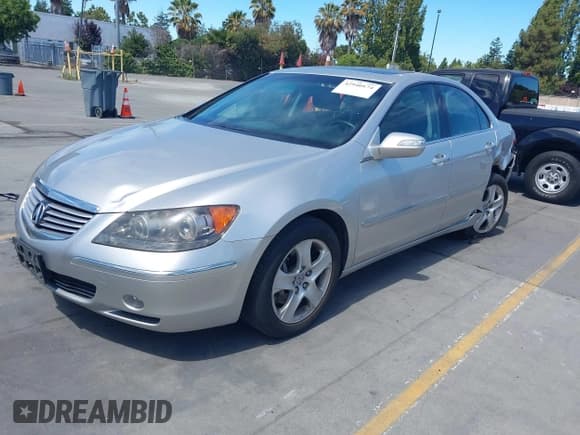 ✅ 2005 Acura RL • VIN: JH4KB16595C008100 • Lot: 42940174. Listed on IAAI with 118,693 mi. Free auction sales archive from the USA and detailed vehicle history report at DreamBid. Image 17.
