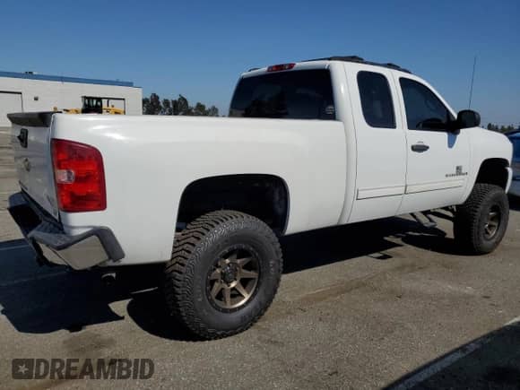 2009 Chevrolet Silverado 1500 LT с VIN 1GCEC29C89Z253033, выставлен на аукционе Copart как лот 56159375 с пробегом 165 688 миль миль и Списание • Salvage title. История ставок и продаж доступна на DreamBid. Изображение 3.