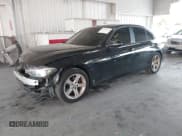 ✅ 2013 BMW 3 Series 328i • VIN: WBA3A5C53DF358062 • Lot: 43794471. Wystawiony na IAAI z przebiegiem 158 048 mil. Bezpłatny archiwum sprzedaży aukcyjnych z USA i szczegółowy raport historii pojazdu na DreamBid. Zdjęcie 2.