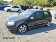 ✅ 2008 Volkswagen Golf GTI • VIN: WVWFV71K38W184203 • Lot: 71353205. Wystawiony na Copart z przebiegiem 105 508 mil. Bezpłatny archiwum sprzedaży aukcyjnych z USA i szczegółowy raport historii pojazdu na DreamBid. Zdjęcie 1.